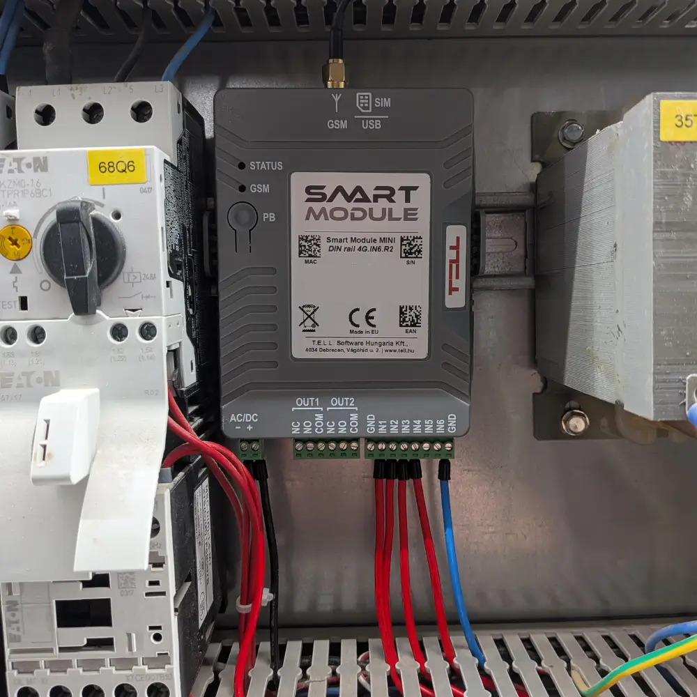 FI-relék folyamatos monitorozása ipari környezetben